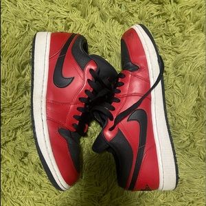 Mens size 10 jordan 1 lows